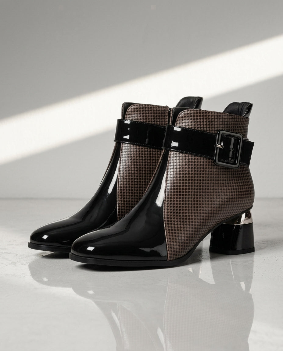 Collins Women's Houndstooth Platform Heels